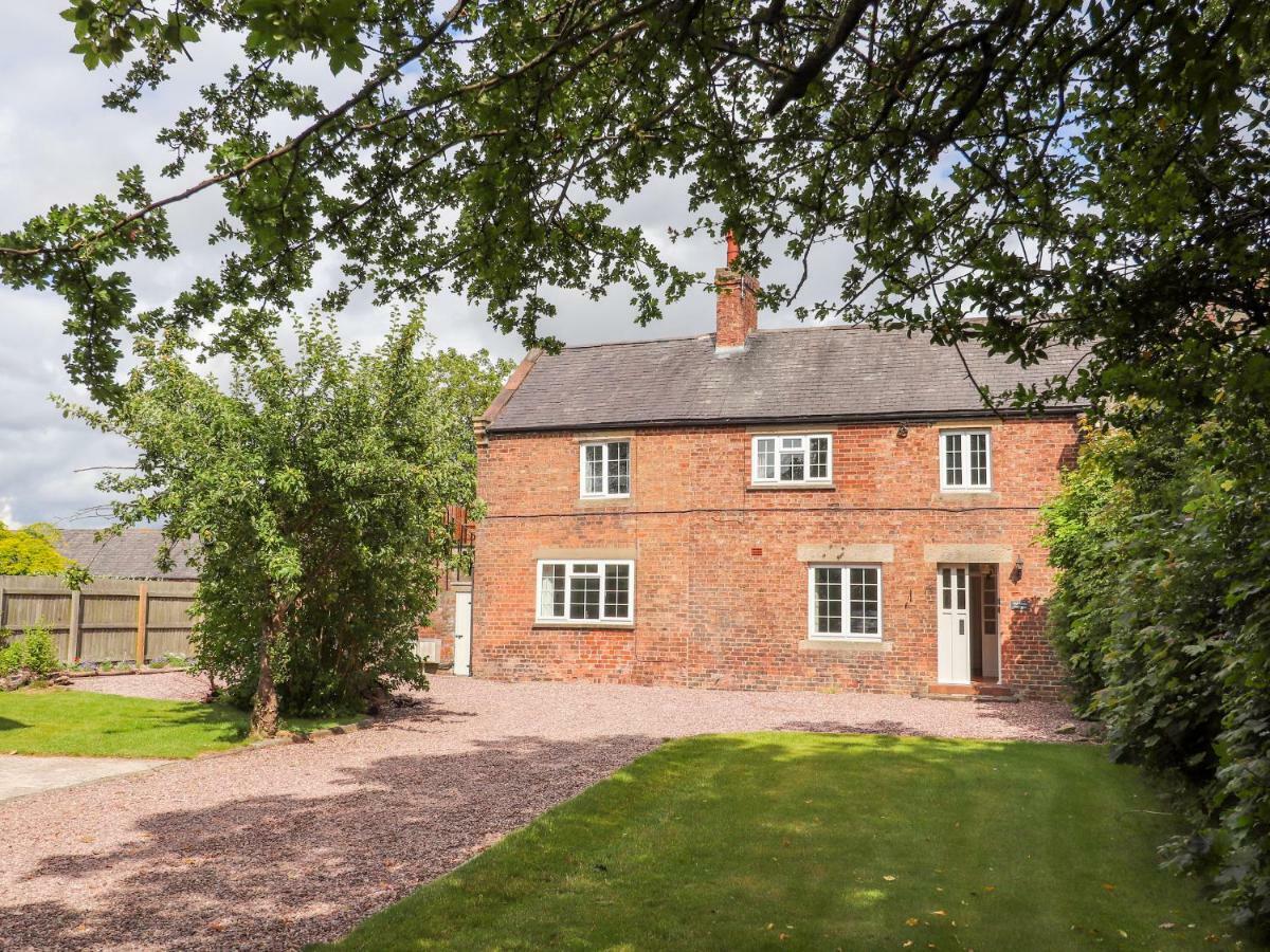 Appartement Well House Farm Flat 2 à Chester Extérieur photo